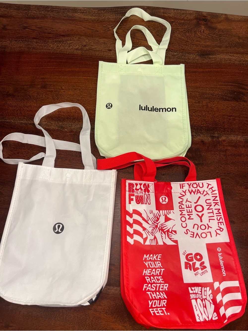 EXCLUSIVE/RARE lululemon mint green, Red and White Graphic Tote Bag